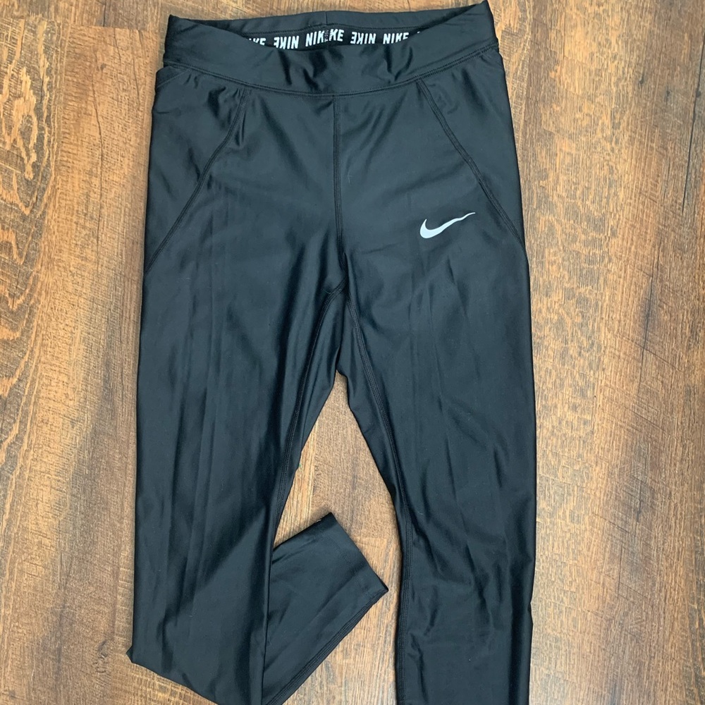 Women’s Nike leggings